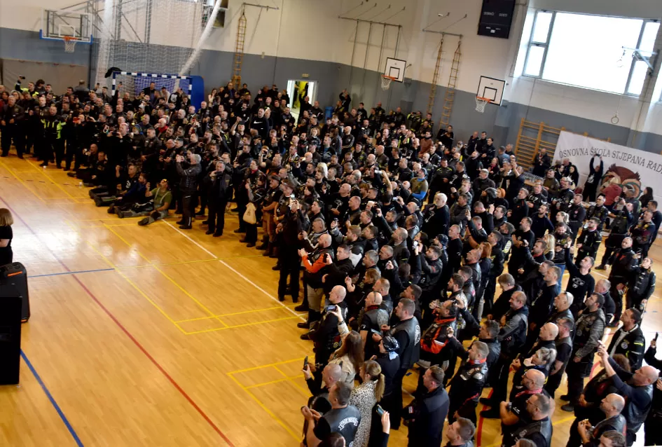 TOPLINA ZAJEDNIŠTVA U ČAGLINU: Više od 800 sudionika moto-karavane Prevlaka–Vukovar dočekano s osmijehom, ponosom i zahvalnošću