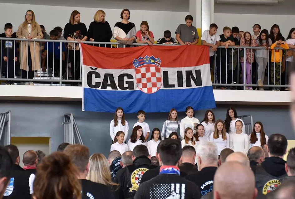 TOPLINA ZAJEDNIŠTVA U ČAGLINU: Više od 800 sudionika moto-karavane Prevlaka–Vukovar dočekano s osmijehom, ponosom i zahvalnošću