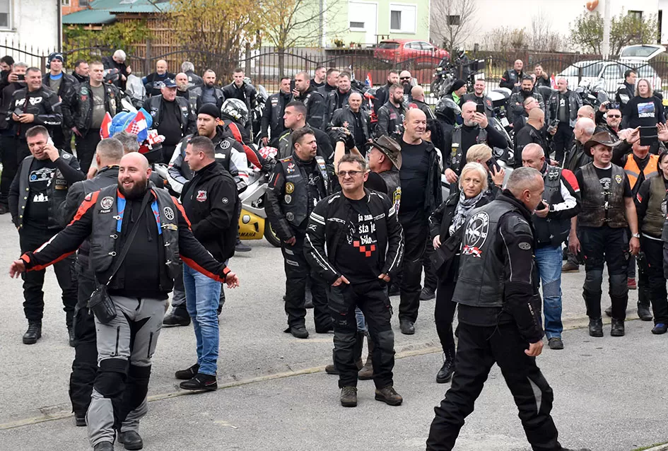 TOPLINA ZAJEDNIŠTVA U ČAGLINU: Više od 800 sudionika moto-karavane Prevlaka–Vukovar dočekano s osmijehom, ponosom i zahvalnošću