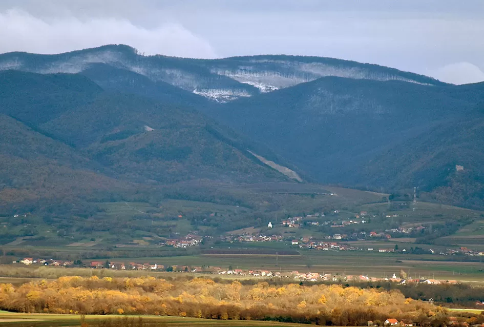 Požega.eu | Zimska idila: Prvi snijeg zabijelio vrhove Papuka i Krndije