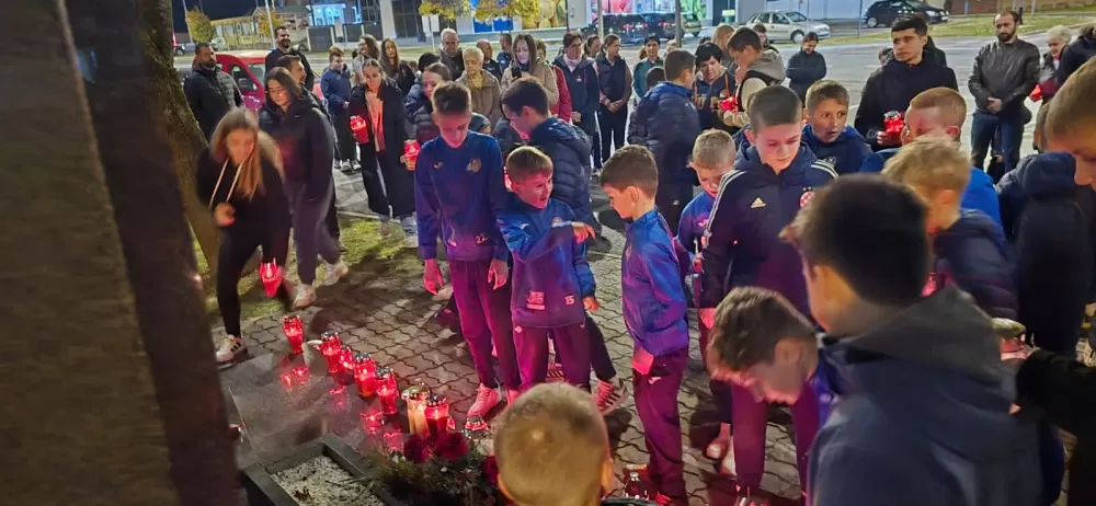 Sibinjci u molitvi za Vukovar