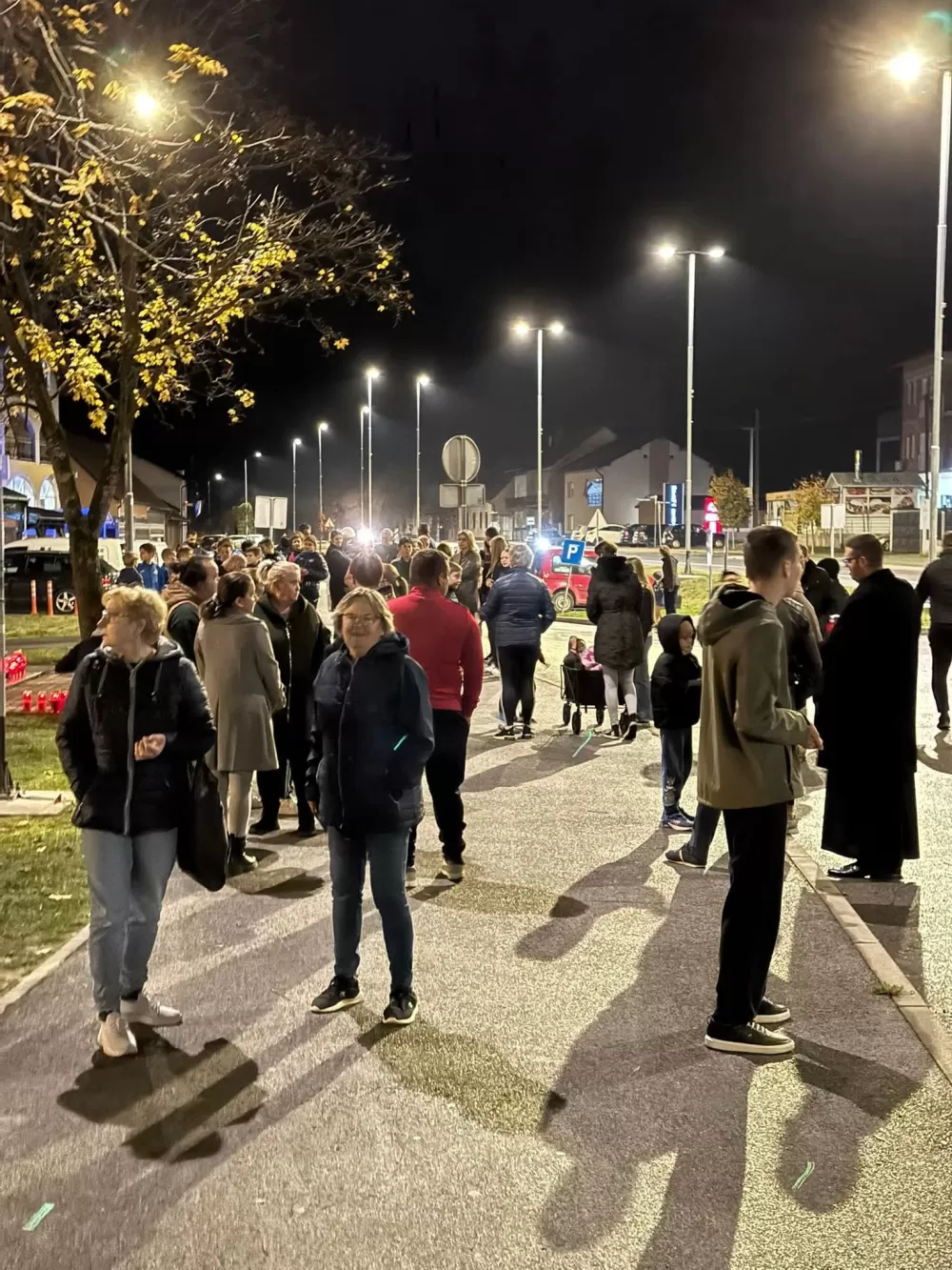 Sibinjci u molitvi za Vukovar