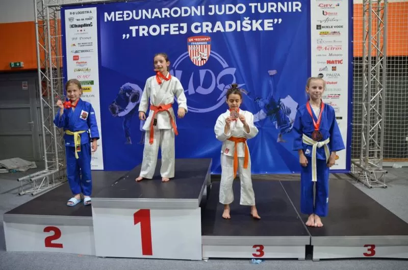 Mali borci velikog srca: Judaši Slavonca zasjali na međunarodnom turniru u Gradišci