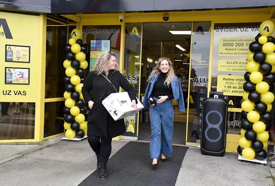 /FOTOGALERIJA/ ʼAllesʼ proslavio rođendan preuređenjem prodajnog centra