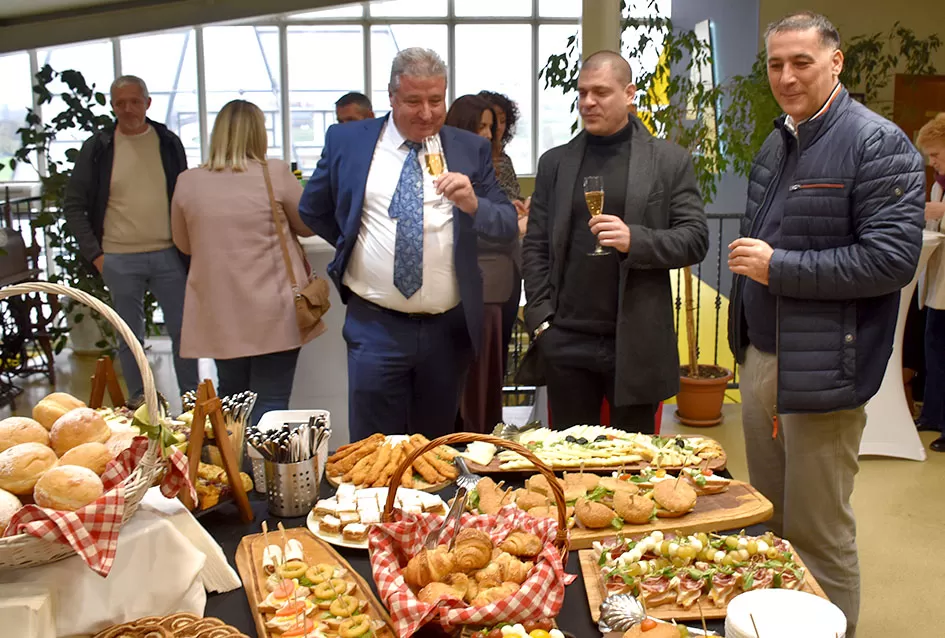 /FOTOGALERIJA/ ʼAllesʼ proslavio rođendan preuređenjem prodajnog centra