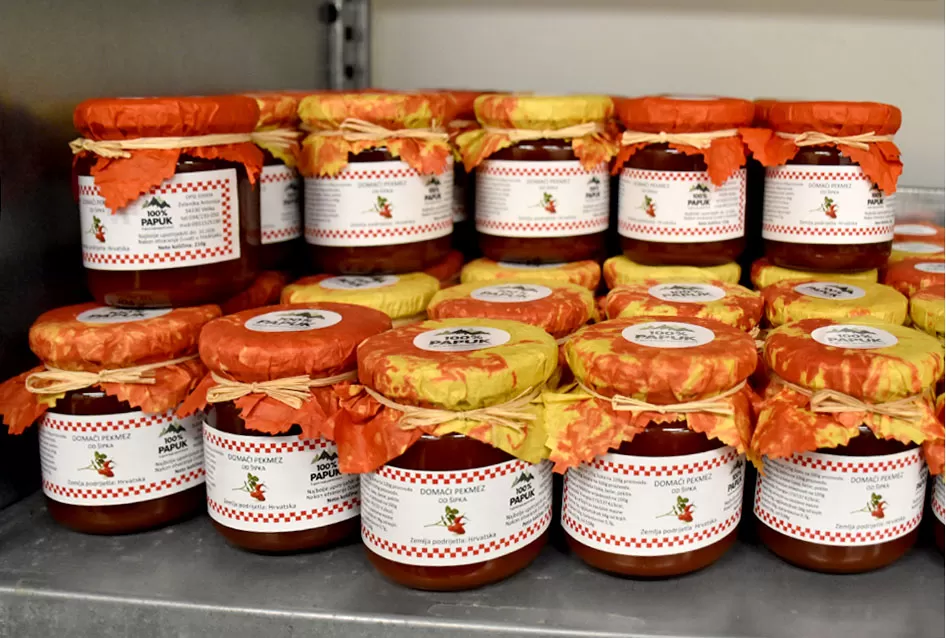 Lokalna suradnja za blagdanski hit: Proizvodi OPG-ova Zelenika i Solić s oznakom ʼ100 posto Papukʼ osvajaju tržište