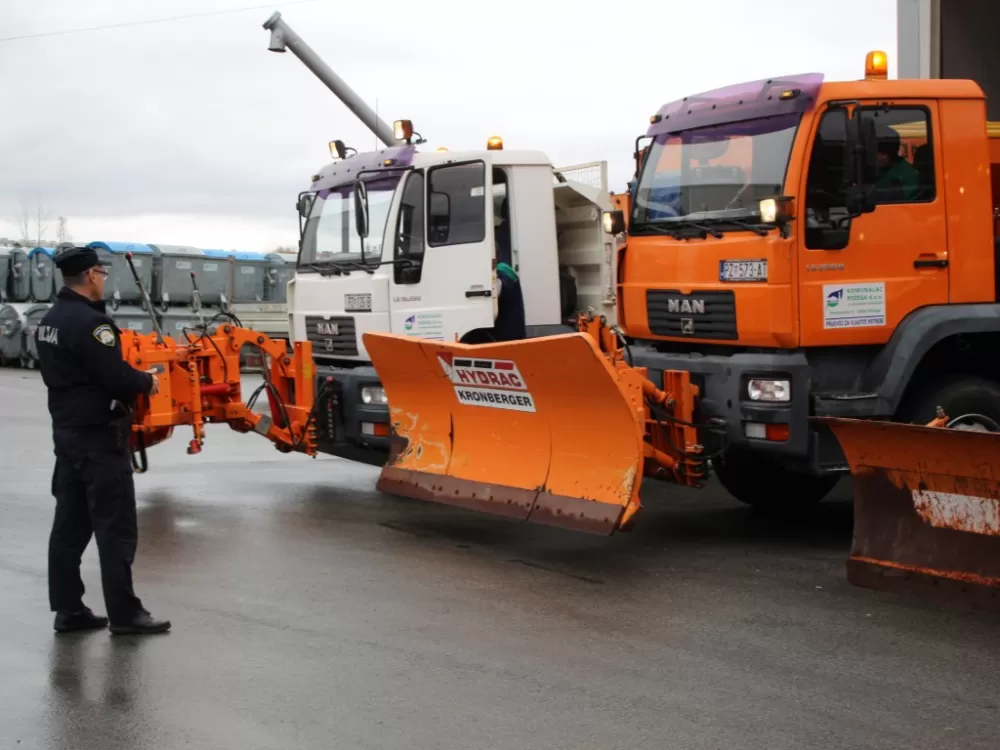 Meteorolozi najavljuju snijeg, zimska služba spremna je za intervencije