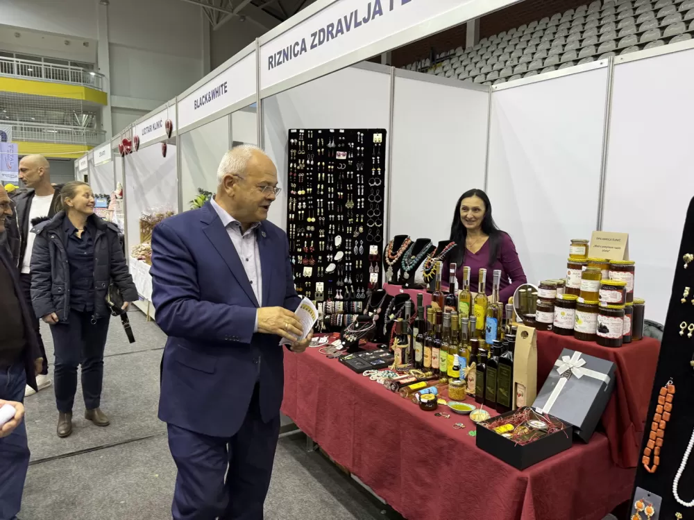 [FOTO] Otvoren 28. Katarinski sajam na Vijušu – Slavonski Brod ponovo središte obrtništva i tradicije