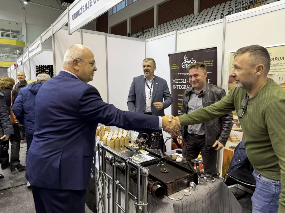 [FOTO] Otvoren 28. Katarinski sajam na Vijušu – Slavonski Brod ponovo središte obrtništva i tradicije