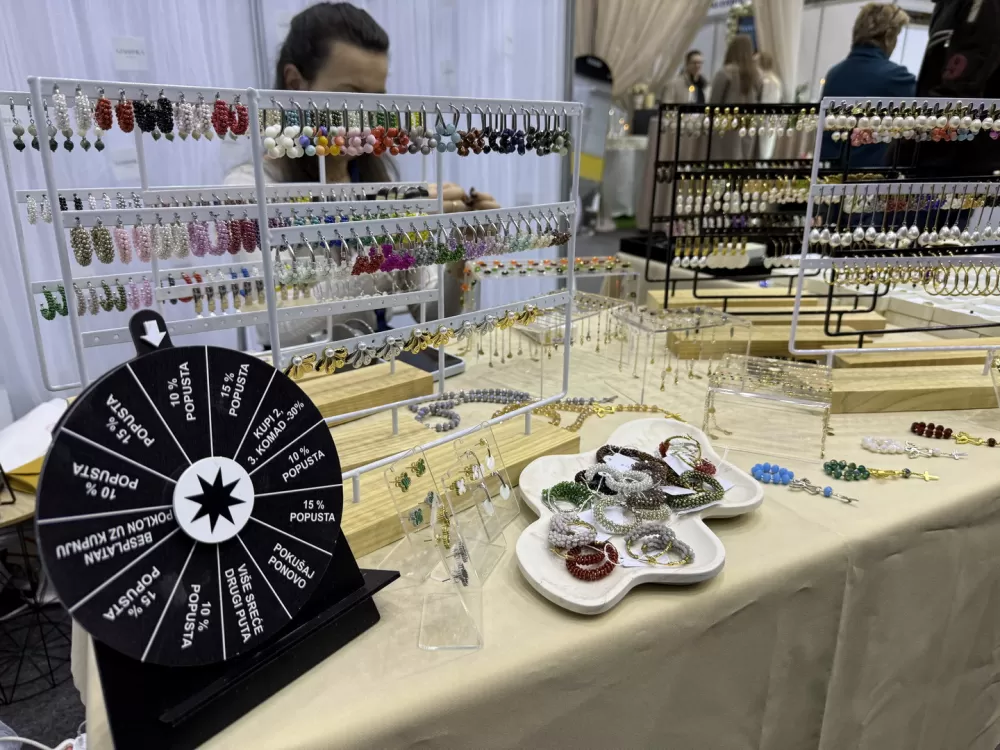 [FOTO] Otvoren 28. Katarinski sajam na Vijušu – Slavonski Brod ponovo središte obrtništva i tradicije