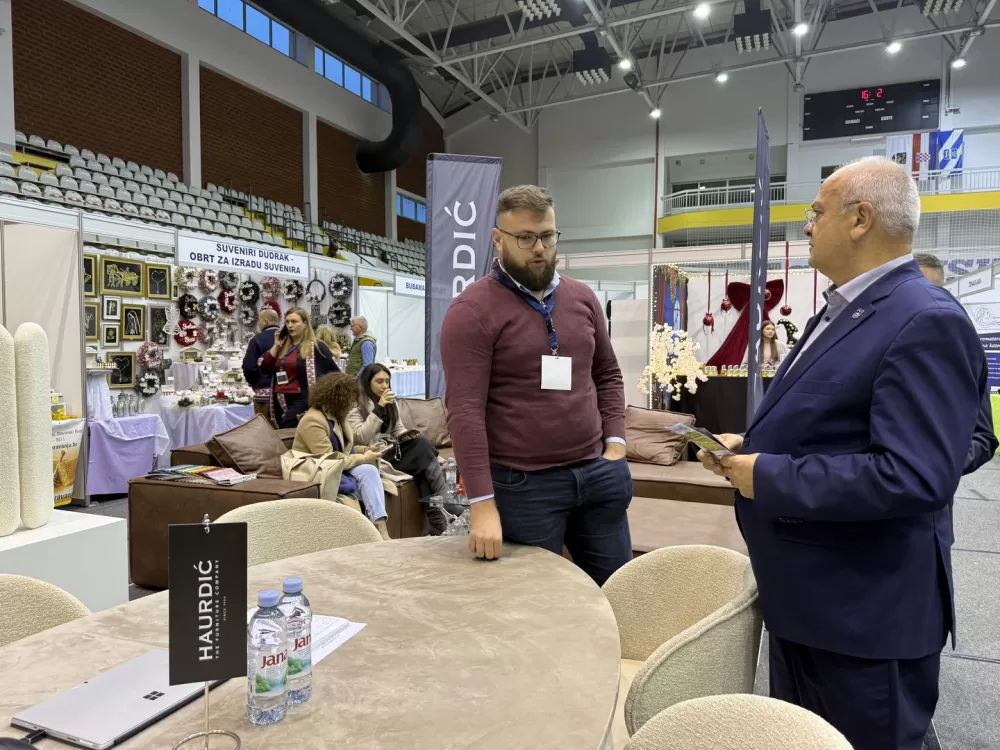 [FOTO] Otvoren 28. Katarinski sajam na Vijušu – Slavonski Brod ponovo središte obrtništva i tradicije
