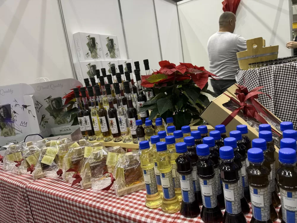 [FOTO] Otvoren 28. Katarinski sajam na Vijušu – Slavonski Brod ponovo središte obrtništva i tradicije