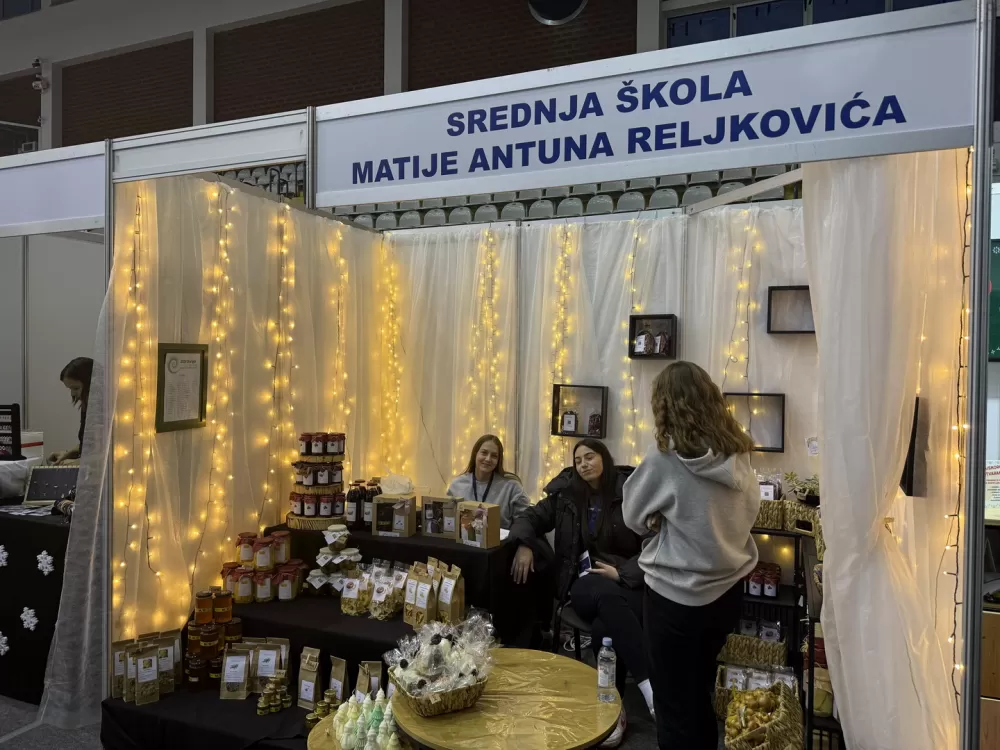[FOTO] Otvoren 28. Katarinski sajam na Vijušu – Slavonski Brod ponovo središte obrtništva i tradicije
