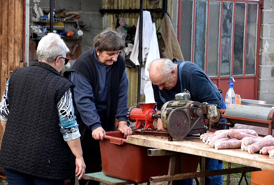 Solidarnost i prijateljstvo izvan pozornice: Veterani KUD-a ʼIvan Goran Kovačićʼ iz Velike i dalje povezani