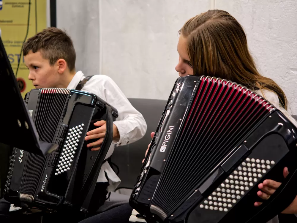 Harmonikaški sjaj u Slavonskom Brodu: uspješno održan međunarodni festival