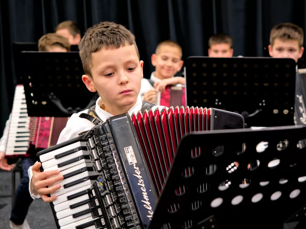 Harmonikaški sjaj u Slavonskom Brodu: uspješno održan međunarodni festival