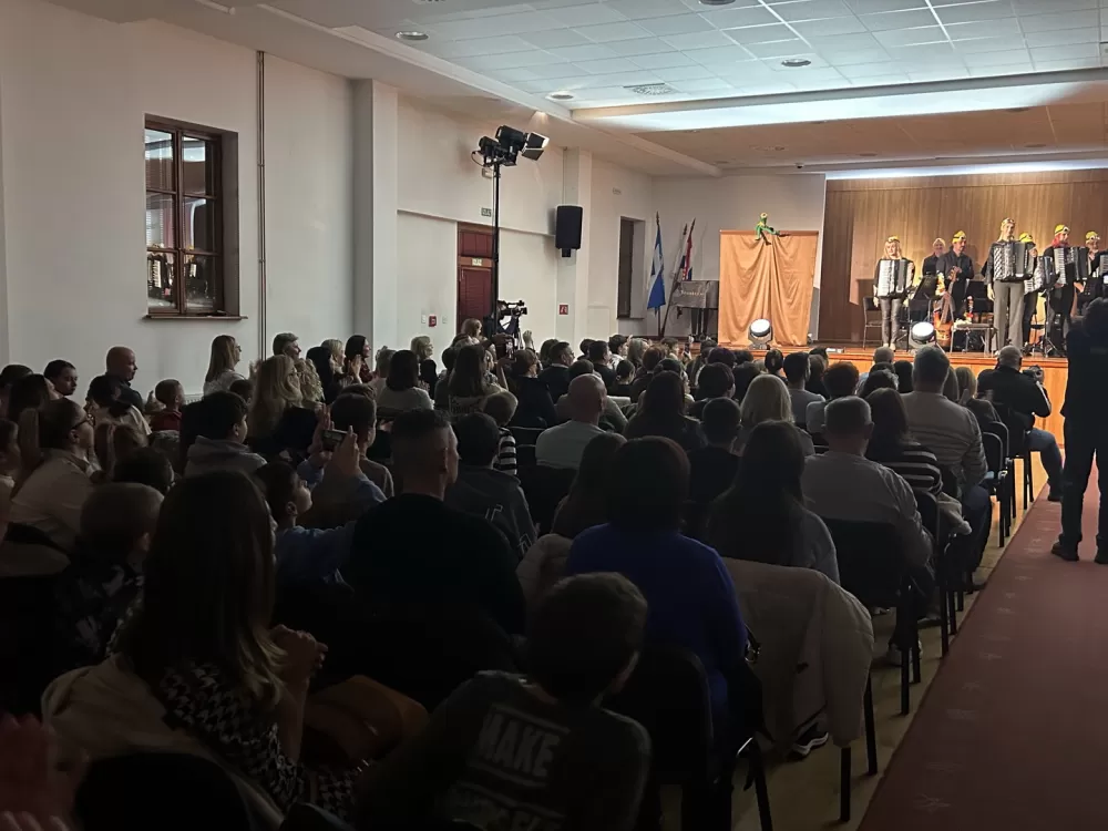 Harmonikaški sjaj u Slavonskom Brodu: uspješno održan međunarodni festival