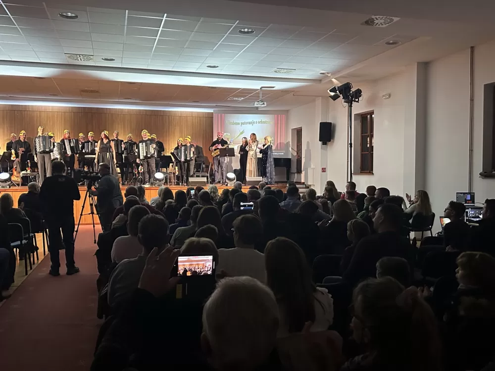 Harmonikaški sjaj u Slavonskom Brodu: uspješno održan međunarodni festival