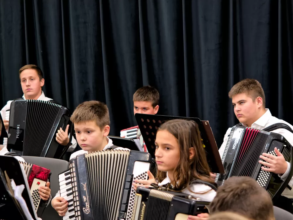 Harmonikaški sjaj u Slavonskom Brodu: uspješno održan međunarodni festival