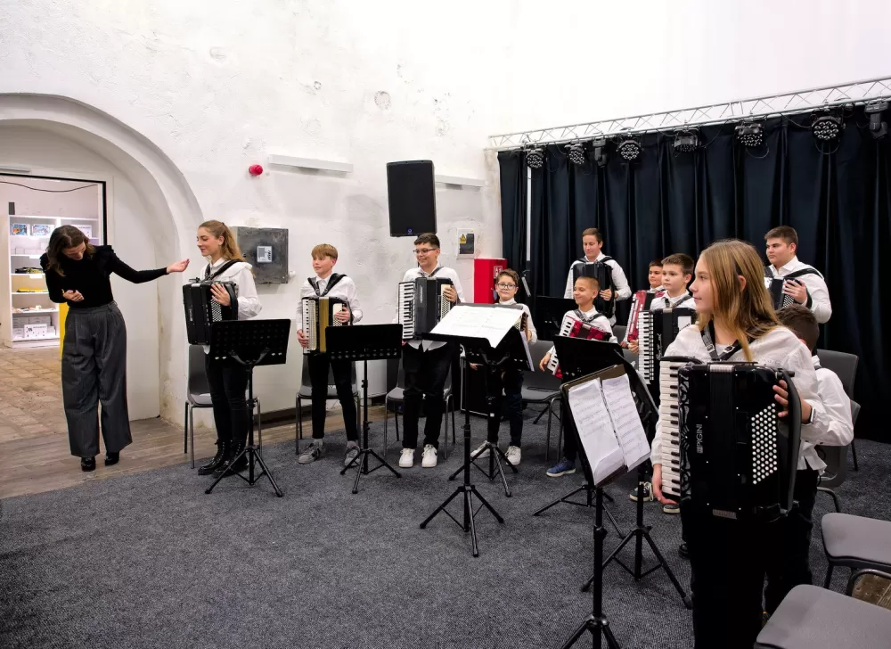 Harmonikaški sjaj u Slavonskom Brodu: uspješno održan međunarodni festival