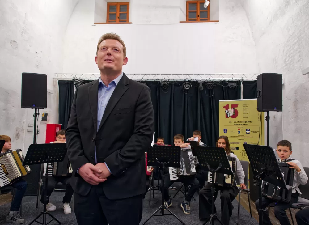 Harmonikaški sjaj u Slavonskom Brodu: uspješno održan međunarodni festival