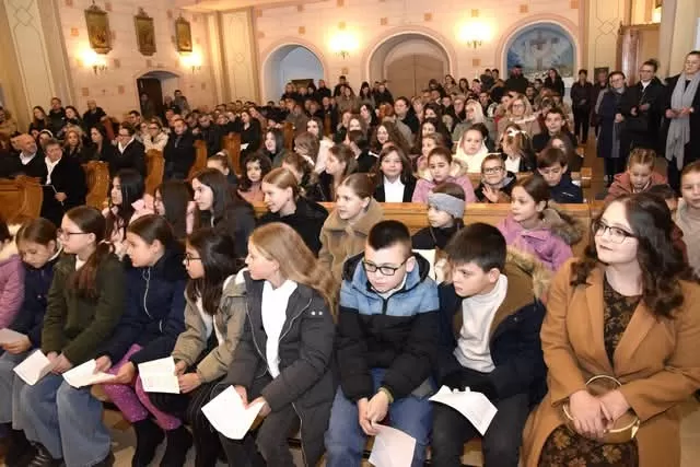 Požega.eu | Glazbena svečanost u Kaptolu: Održan jubilarni deseti cecilijanski koncert