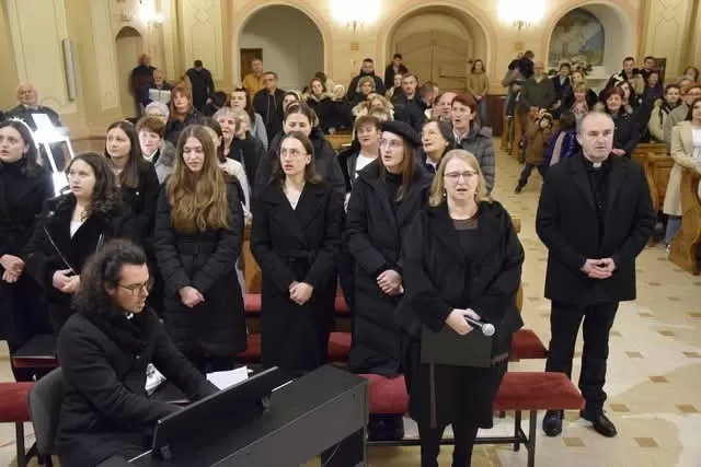 Glazbena svečanost u Kaptolu: Održan jubilarni deseti cecilijanski koncert