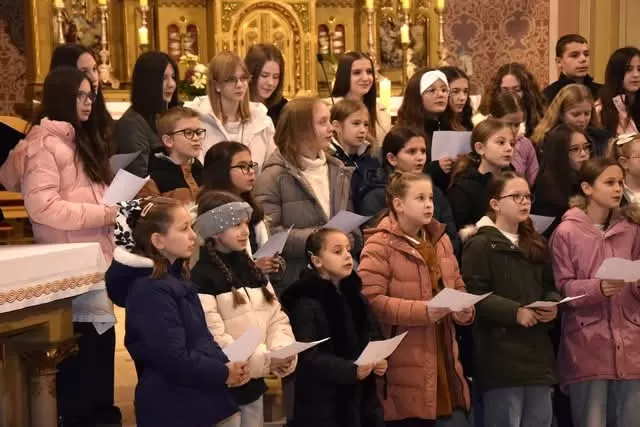 Glazbena svečanost u Kaptolu: Održan jubilarni deseti cecilijanski koncert