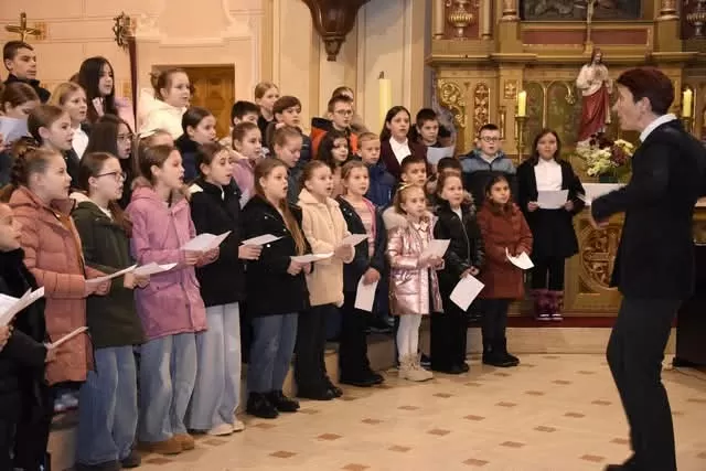 Glazbena svečanost u Kaptolu: Održan jubilarni deseti cecilijanski koncert