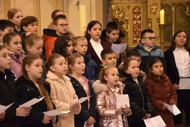 Glazbena svečanost u Kaptolu: Održan jubilarni deseti cecilijanski koncert