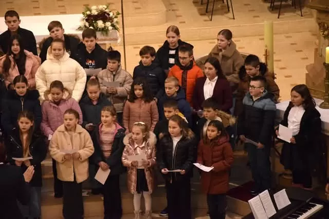 Glazbena svečanost u Kaptolu: Održan jubilarni deseti cecilijanski koncert