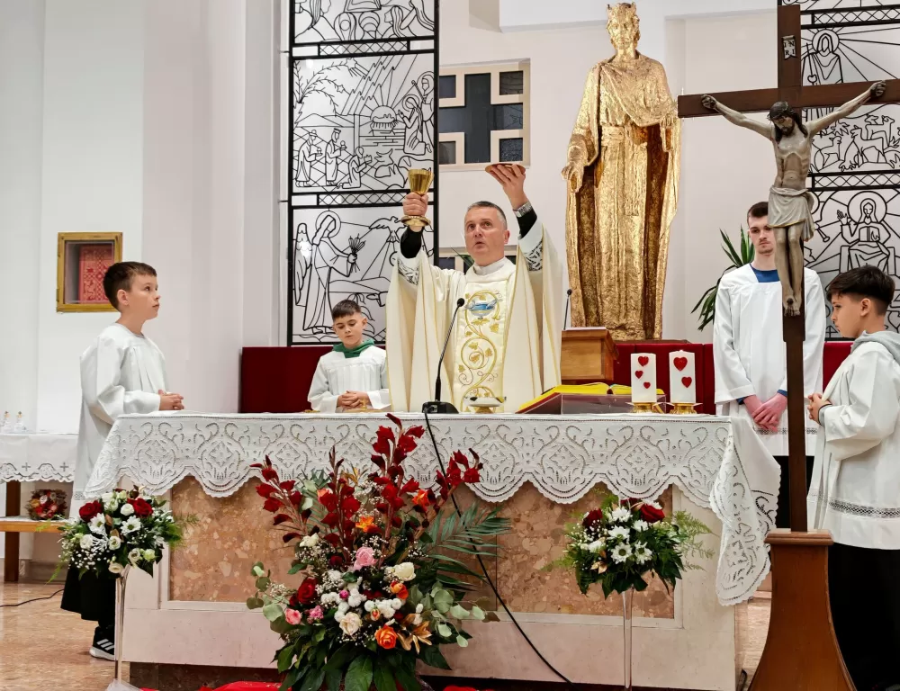 Svetkovinu Krista Kralja svečano proslavili župljani u Brodskom Varošu