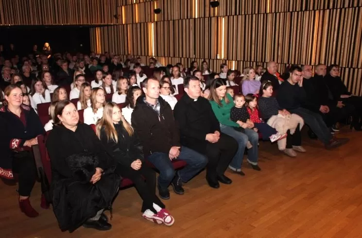 Požega.eu | Glazbena svečanost u Pleternici: Župni zborovi oduševili publiku