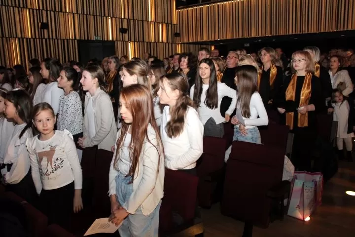 Glazbena svečanost u Pleternici: Župni zborovi oduševili publiku