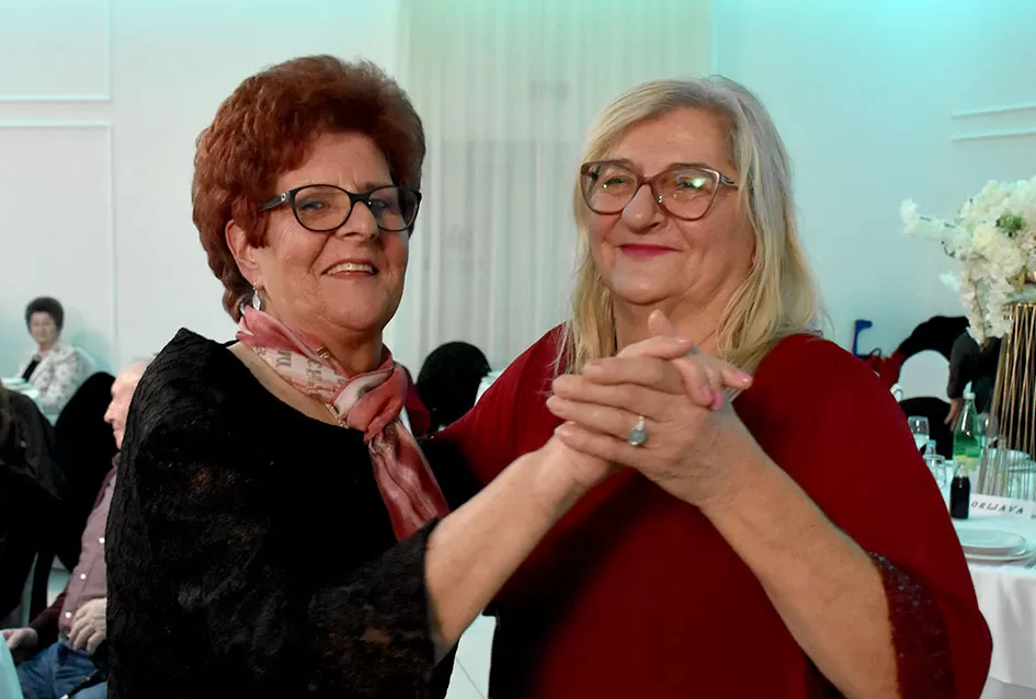 Katarinska zabava sa darivanjem imenjakinja i blizu 300 sudionika