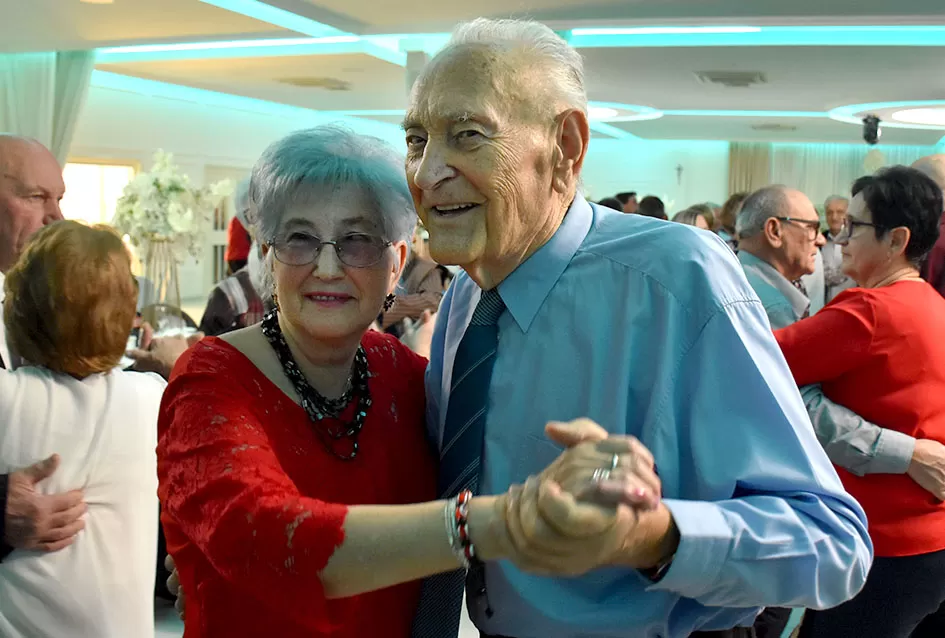 Katarinska zabava sa darivanjem imenjakinja i blizu 300 sudionika