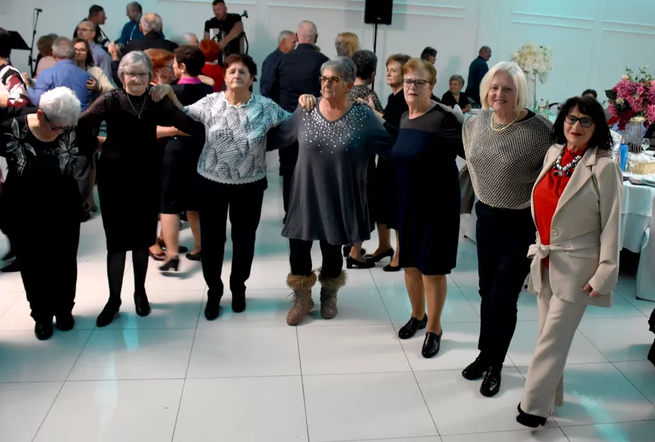 Katarinska zabava sa darivanjem imenjakinja i blizu 300 sudionika