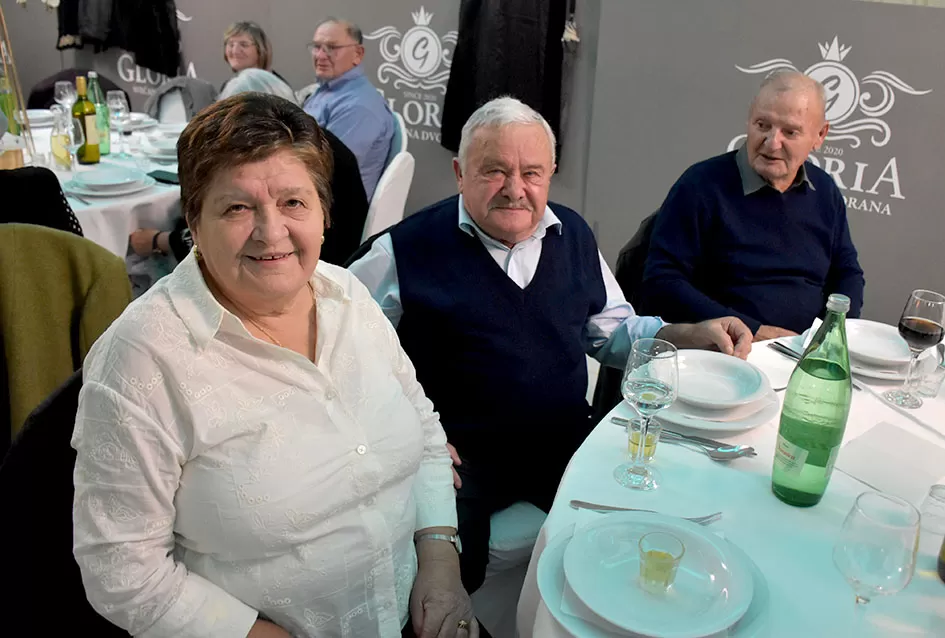 Katarinska zabava sa darivanjem imenjakinja i blizu 300 sudionika