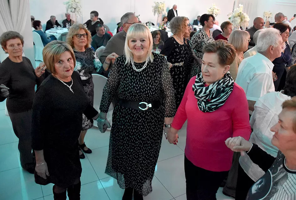 Katarinska zabava sa darivanjem imenjakinja i blizu 300 sudionika