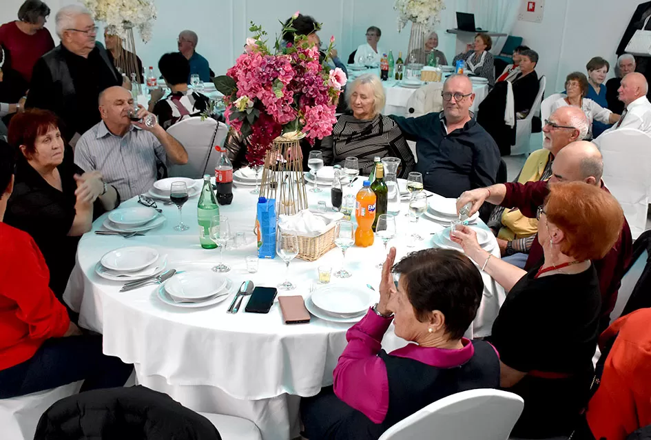 Katarinska zabava sa darivanjem imenjakinja i blizu 300 sudionika