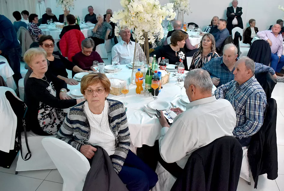 Katarinska zabava sa darivanjem imenjakinja i blizu 300 sudionika