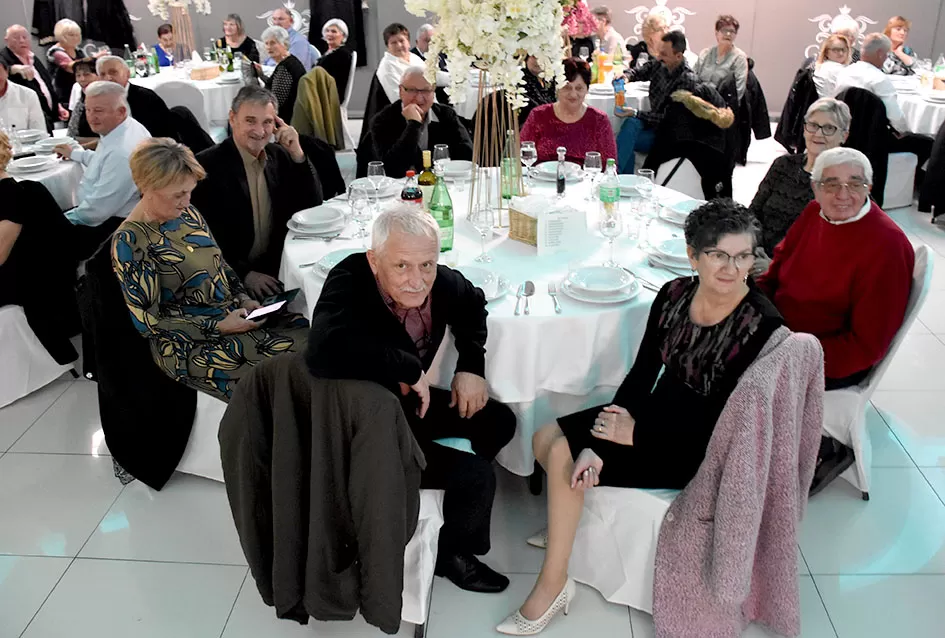 Katarinska zabava sa darivanjem imenjakinja i blizu 300 sudionika