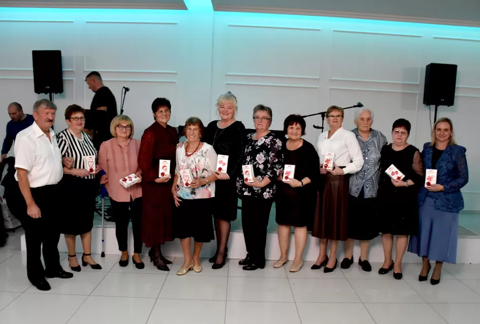 Katarinska zabava sa darivanjem imenjakinja i blizu 300 sudionika