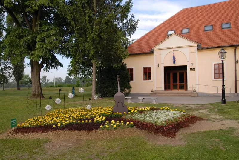 SB Online | Vrijedno priznanje Glazbenoj školi Slavonski Brod