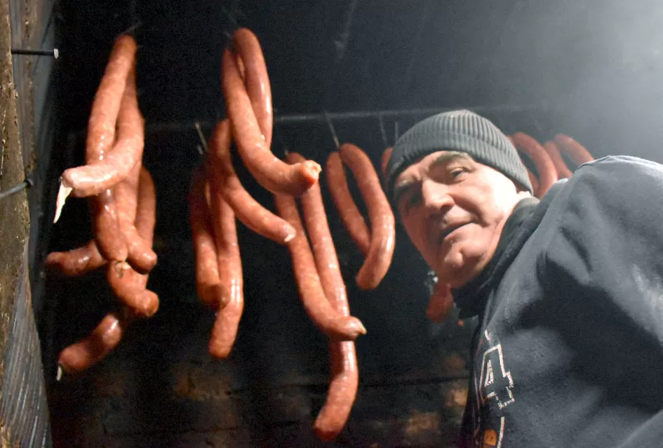 Bosanska duša i slavonska tradicija: Kolinje u Požegi spojilo prognanike i starosjedioce u proslavi zajedništva