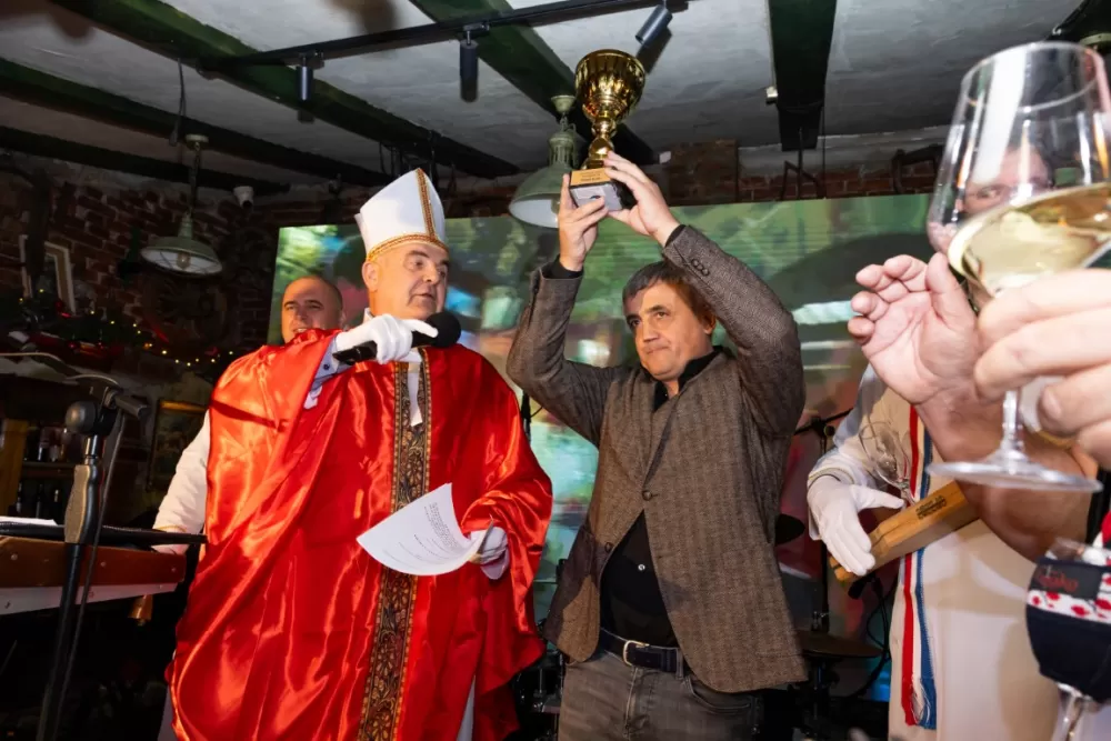 Kutjevačka tradicija osvojila Podgoricu: Martinje privuklo više od 500 gostiju