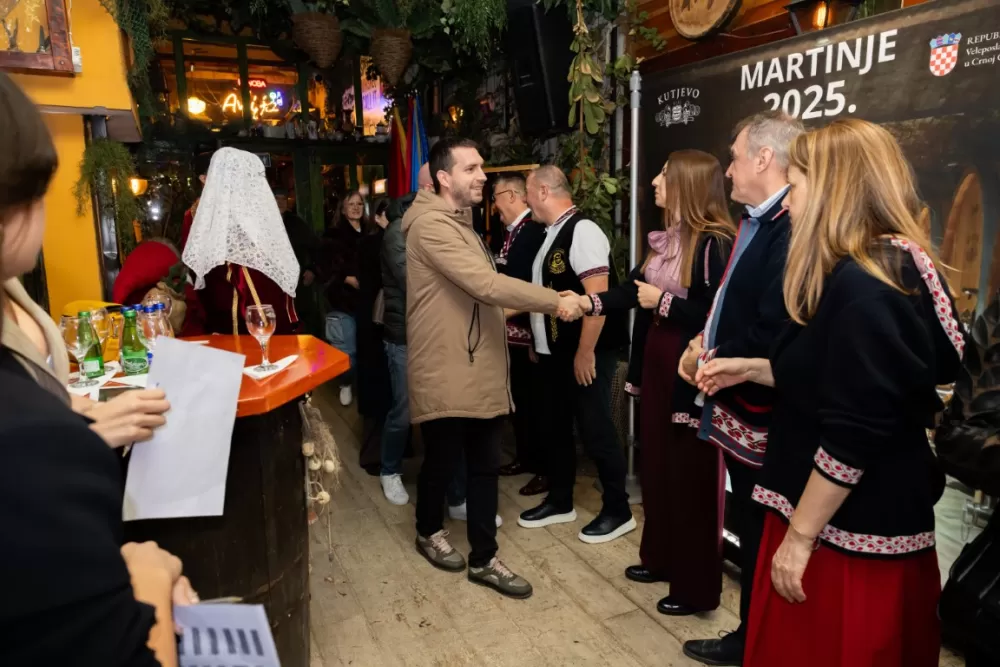 Kutjevačka tradicija osvojila Podgoricu: Martinje privuklo više od 500 gostiju