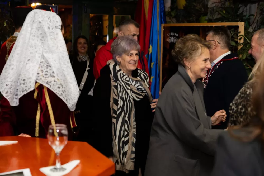 Kutjevačka tradicija osvojila Podgoricu: Martinje privuklo više od 500 gostiju