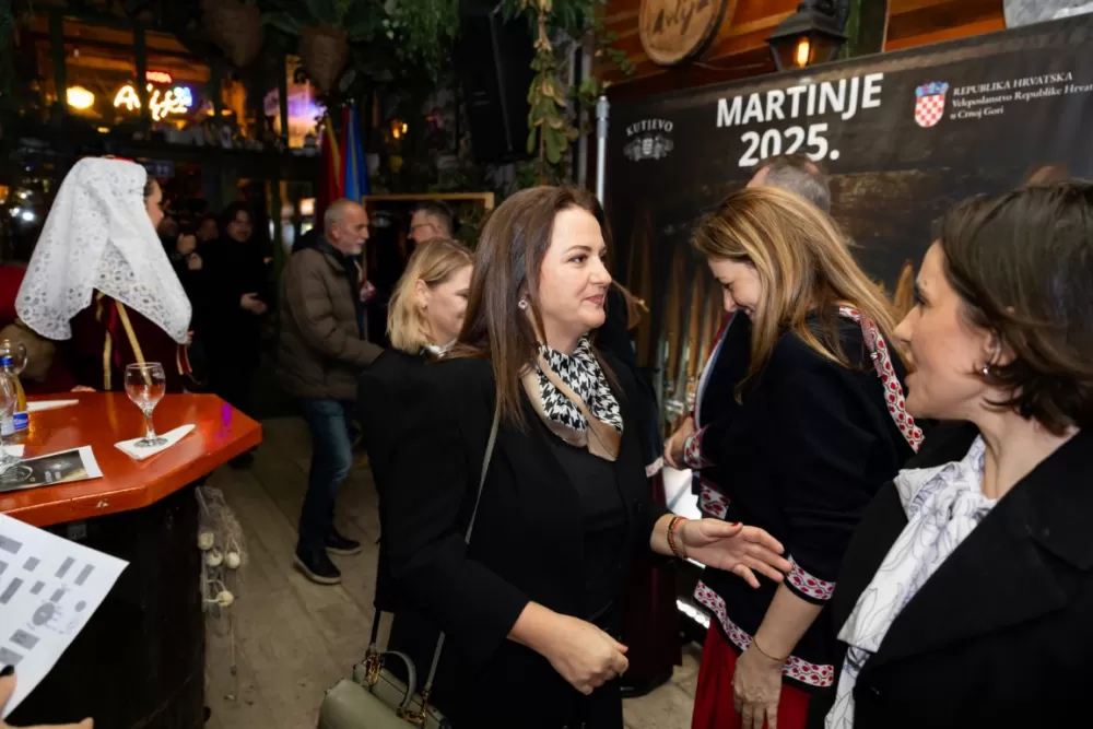 Kutjevačka tradicija osvojila Podgoricu: Martinje privuklo više od 500 gostiju