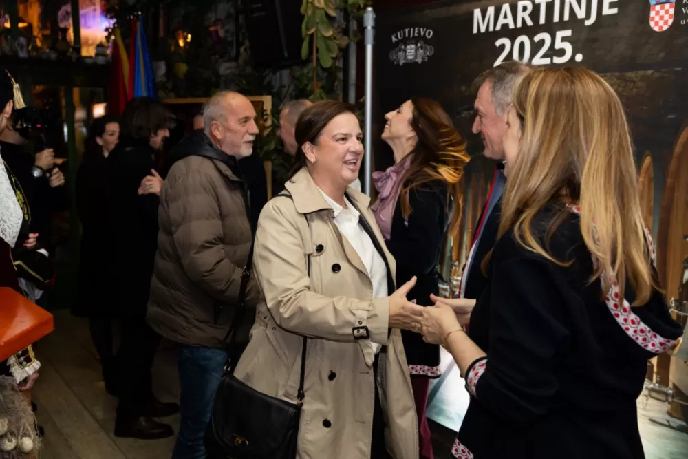 Kutjevačka tradicija osvojila Podgoricu: Martinje privuklo više od 500 gostiju